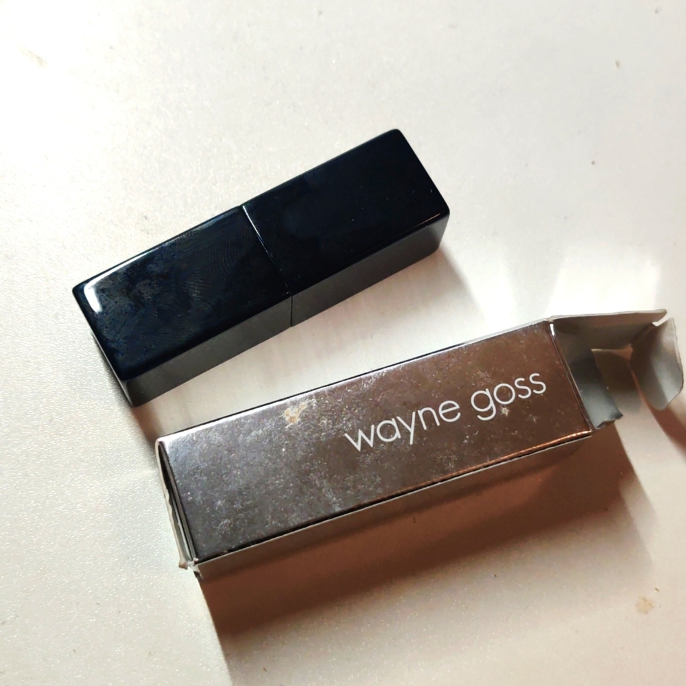 BNIB Wayne Goss The Luxury Cream Lipstick Nutmeg